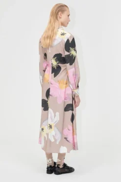 2070 Light Fluid Ecovero, Waist Gather Shirt Midi Dresssg-pf25-d146-2070*Stine Goya Hot