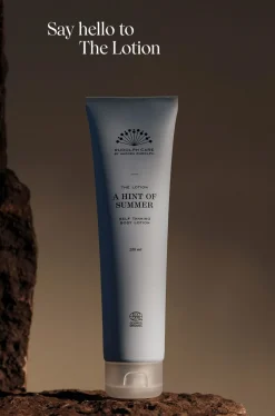 A Hint of Summer*Rudolph Care Sale