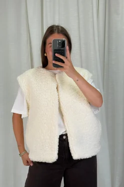 A-bee Alicia Vest< Veste