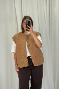 A-bee Alicia Vest< Veste