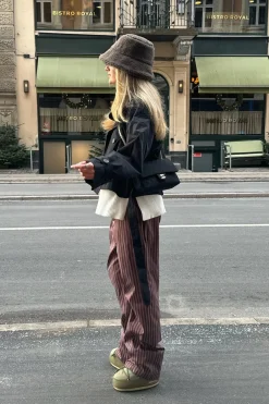 BYIC Almaic Trenchcoat< Overtøj & Jakker