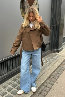 Almaic Trenchcoat*BYIC Clearance