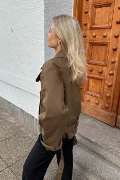 Almaic Trenchcoat*BYIC Clearance