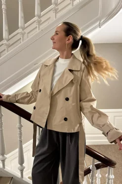 BYIC Almaic Trenchcoat A2319< Overtøj & Jakker