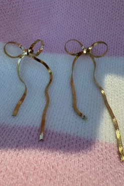 Mellow Moon Amalie Bow Earring E0991228< Øreringe