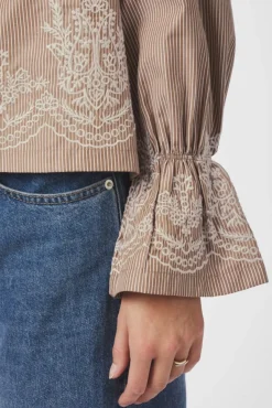 Amara Striped Emb Blouse 166705*Neo Noir Best