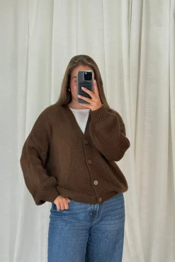 Amelia Cardigan*A-bee Clearance