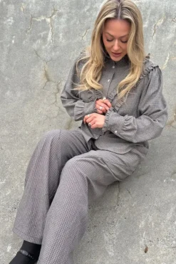 As A Hug CC8091*Stories From The Atelier By Copenhagen Shoes Clearance