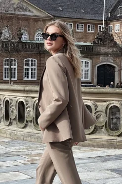 Avery Suit Blazer*Neo Noir New