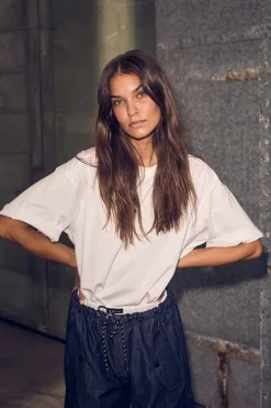 Haute L'Amitié Back Logo Loose Tee HL10410< T-Shirts & Toppe