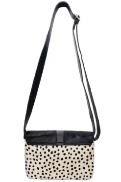 Black Colour Bccamila Crossover Bag< Tasker & Punge