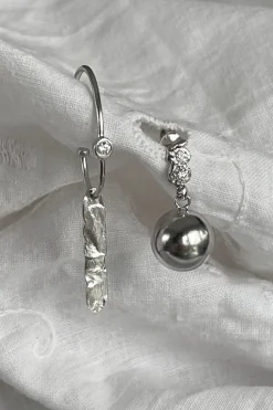 Stine A Big Dot Creol With Silver Splash< Øreringe