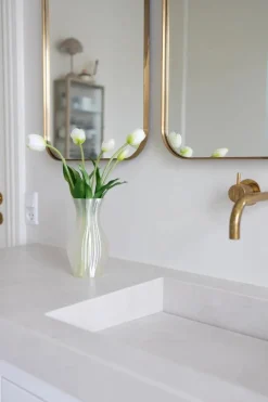 Bloom Vase Small 01-206*Bloom Objects Clearance