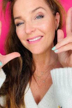 Bogstav halskæde m. sten*Mellow Moon Hot