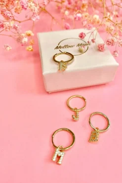 Mellow Moon Bogstav Kreol< Øreringe