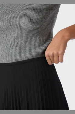 Neo Noir Boni Simple Plisse Skirt 166495< Nederdele