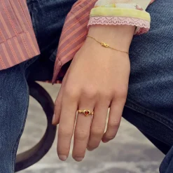 Capulet Ring*Maanesten