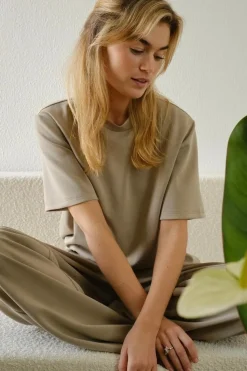 Clove Soft Tee 165061*Neo Noir New