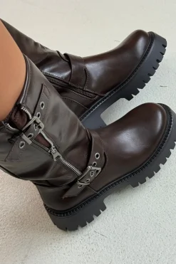 Cosmos Boots*Bloom Clearance