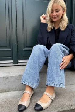 Dreaming Of Love CS8528*Copenhagen Shoes New