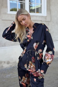 Edie Shirt 2204*Karmamia New