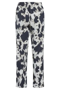 Ella-Pa48 19082*Sisters Point New