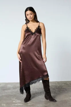 Ellen-Dr 19747*Sisters Point Clearance