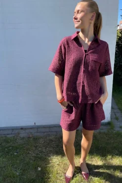 Elsia-Sho 18591*Sisters Point Sale