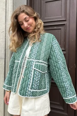 BYIC Emmy Quilted Jacket< Overtøj & Jakker