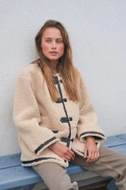 Fanny Teddy Jacket*Neo Noir