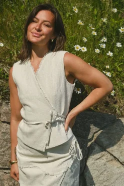 Neo Noir Filora Ramie Wrap Waistcoat 166243< Overtøj & Jakker