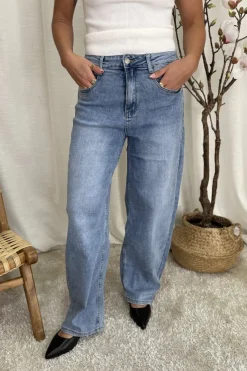 Freja G2352*A-bee Hot