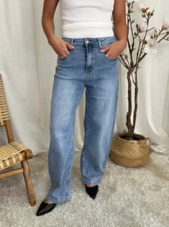 Freja G2352*A-bee Hot