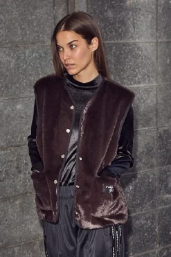 Fur Tech Vest HL10254*Haute L'Amitié Best