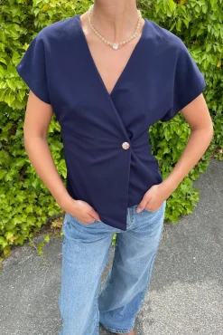 Gevela-Ve 18864*Sisters Point Hot