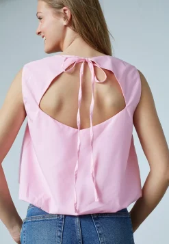 Gifo-Top 18979*Sisters Point Sale