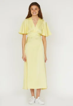 Sisters Point Gisela-Dr 17633< Kjoler