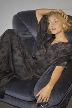 Gisela-Dr19 19280*Sisters Point Outlet