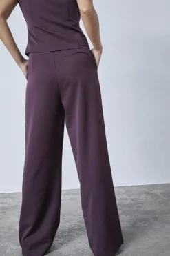 Great-Pa2 19028*Sisters Point Hot