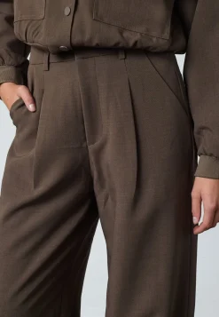 Great-Pa3 19065*Sisters Point New