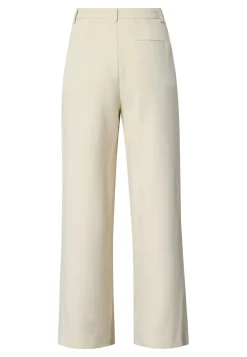 Great-Pa3 19065*Sisters Point Outlet