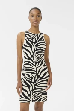 Gestuz Gzzebba Dress 10910342< Kjoler