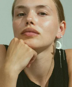 Half Moon Earring with pearl chain Left*Jane Kønig New