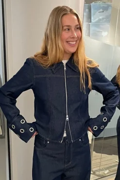 Himalia-M 62290437*MbyM Clearance