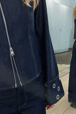 Himalia-M 62290437*MbyM Clearance