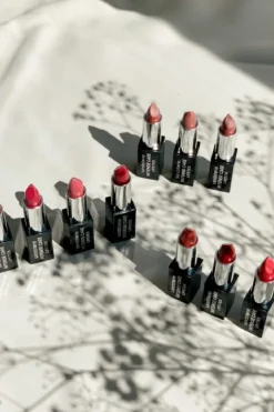 Sandstone Intense Care Lipstick< Læbestift