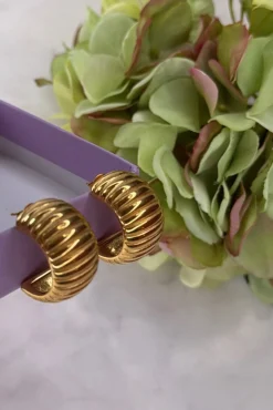 Isabelle Ørering*Mellow Moon Hot