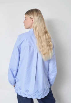 Istea-Sh3 19279*Sisters Point Hot