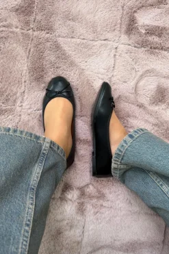 Bloom Jasmine N< Bloom|Ballerinaer