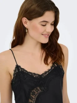 JDY fifi S/L Asym Lace Singlet< T-Shirts & Toppe